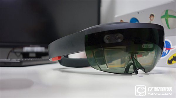 真刀實槍體驗：黑科技微軟HoloLens五大不足之處