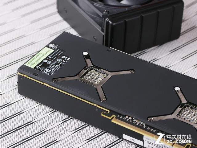 仗劍大殺四方 AMD Radeon Pro Duo首測(cè) 
