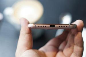 iPhone有必要會(huì)取消3.5mm耳機(jī)接口嗎？