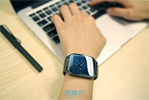 華碩ZenWatch2智能手表開箱評(píng)測(cè) 造型剛勁硬朗