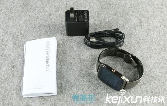 華碩ZenWatch2智能手表開(kāi)箱評(píng)測(cè) 造型剛勁硬朗
