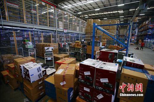 電商死磕618促銷戰(zhàn)：逢節(jié)必掐 價格戰(zhàn)不再唯一