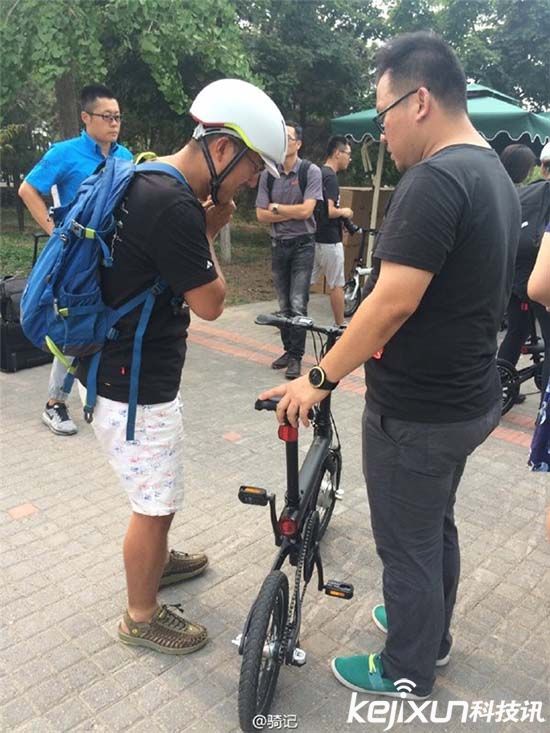 小米智能自行車(chē)實(shí)拍 小米自行車(chē)到底有多大？