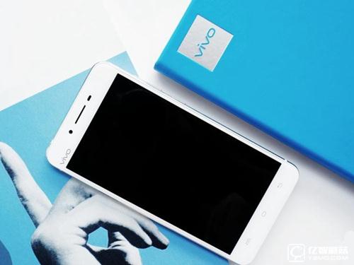 华为荣耀8和vivo X6 Plus对比评测1