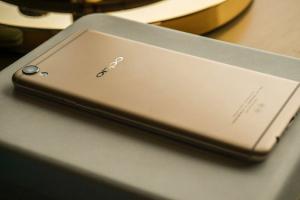 OPPO R9降價(jià)了 僅比vivo X7貴1元