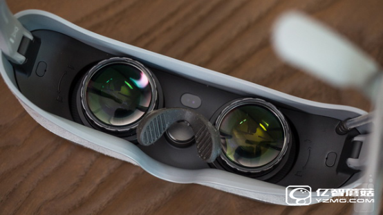 LG 360 VR：造型驚艷 整體使用體驗較差
