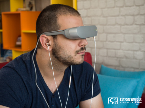 LG 360 VR：造型驚艷 整體使用體驗較差