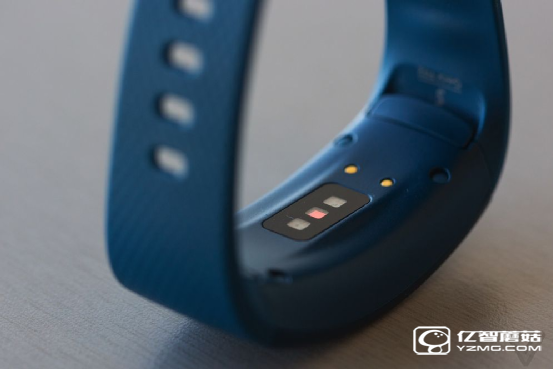 三星Gear Fit 2手環(huán)深度評測：1200元人民幣的價格 堪稱智能手環(huán)之巔