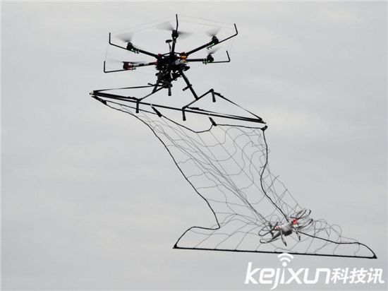 盤點(diǎn)：世界上那些智能機(jī)器人 超級警察