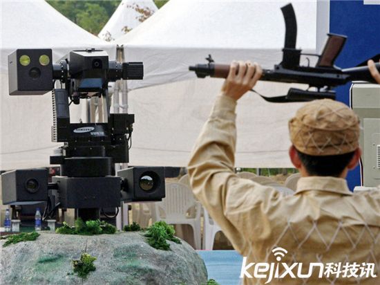 盤點(diǎn)：世界上那些智能機(jī)器人 超級(jí)警察