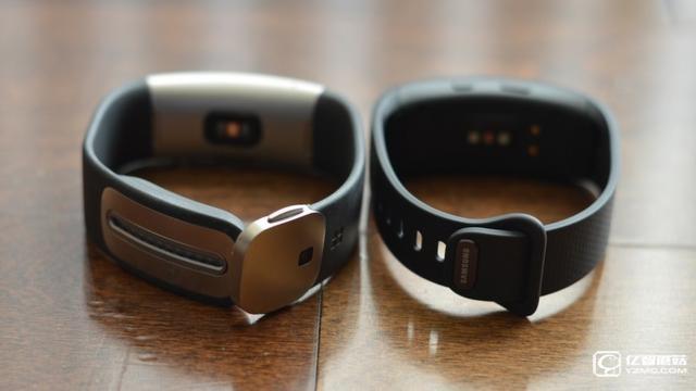 三星Gear Fit2手環(huán)、微軟Band 2手環(huán)對(duì)比評(píng)測(cè)