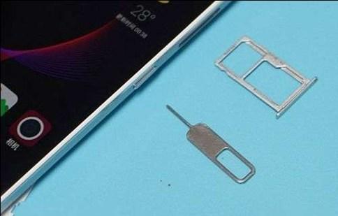 低價來襲！中興Blade ;A2怎么安裝SIM卡？