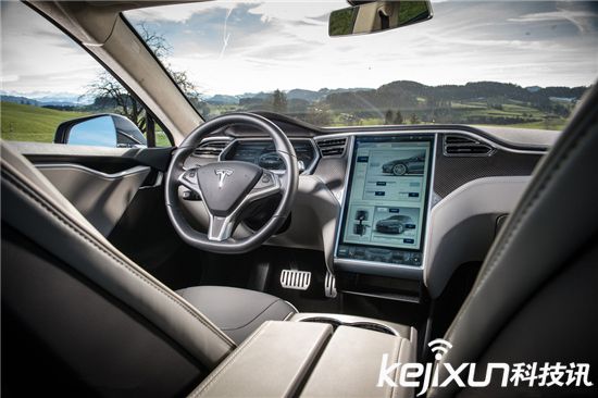 一波未平一波又起？ 特斯拉自動駕駛中國車禍