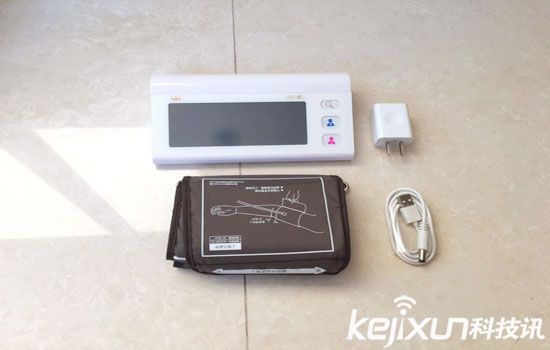 樂心i5s電子血壓儀評測：智能與現(xiàn)實結合 操作性方便的血壓儀