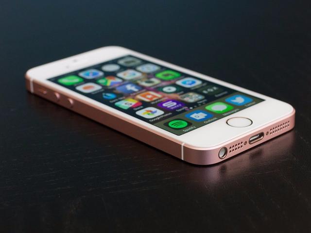 iPhone沒啥優(yōu)勢了 <a href=/pc/ios/ target=_blank class=infotextkey>iOS</a>成蘋果唯一的看家法寶