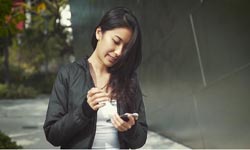 Flexwarm智能夾克：這件夾克能溫度調(diào)節(jié)抵御寒冬