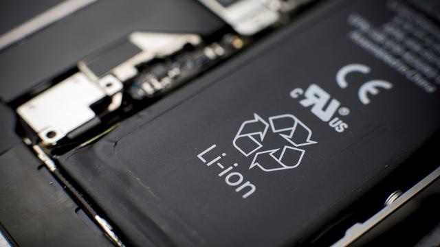 三星Note7爆炸門背后：腹背受敵下冒然改進電池技術(shù)