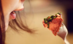 不用嘴就能品嘗美味？讓VR幫你實現(xiàn)