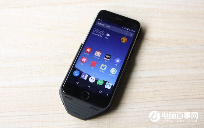 讓iPhone也能雙卡雙待雙系統(tǒng) 機(jī)甲評測