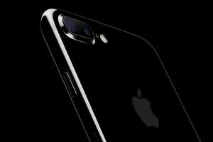 亮黑色iPhone 7為什么總?cè)必洠毫计仿实?需求量大