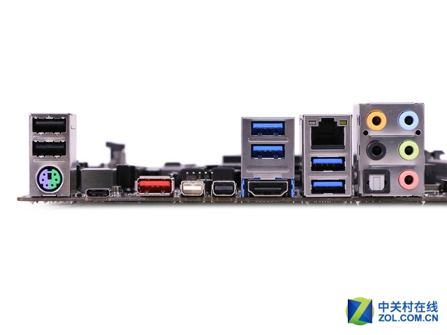 簡(jiǎn)潔大板 技嘉Z170X-UD3 Ultra新品詳析 