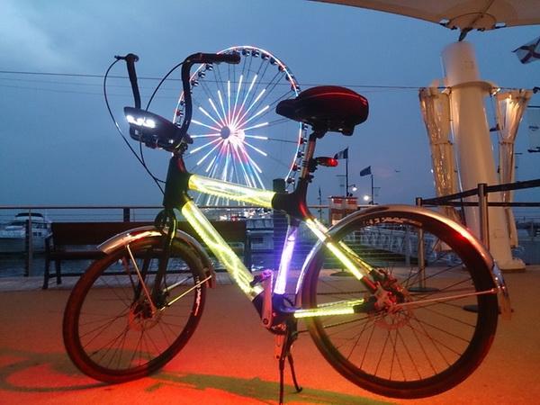 AuroraLED自行車架：渾身跑馬燈還沒有城鄉(xiāng)結(jié)合部范兒
