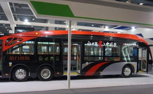 董明珠造車夢不死：格力大巴首次現(xiàn)身 讓世界愛上中國造