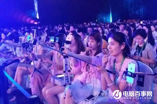500名主播發(fā)不出工資 直播平臺進入洗牌階段？