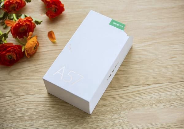 OPPO A57好看嗎 外觀顏值評測