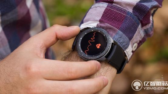 三星Gear S3 frontie更爺們了！但系統(tǒng)真難用