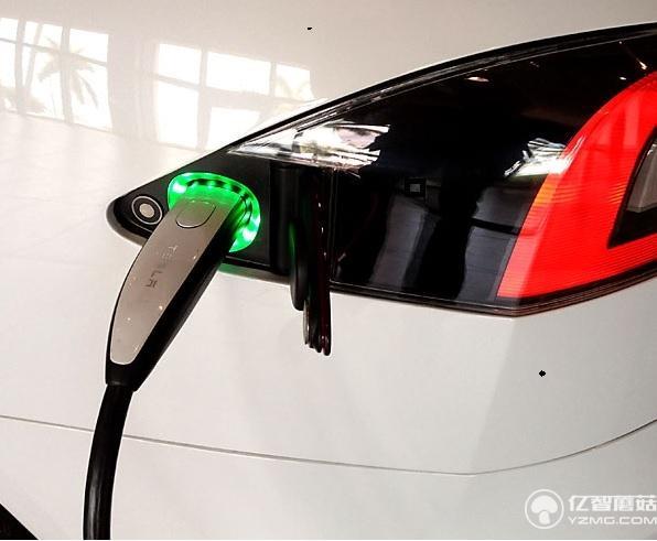 特斯拉充電器緊急召回：存在充電過(guò)熱隱患