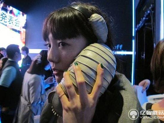 日本又出奇葩 給手機(jī)裝“耳朵”聽奇怪的聲音