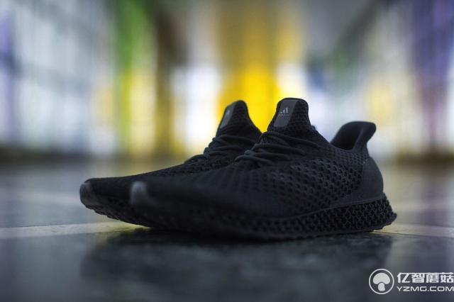 阿迪達(dá)斯首款3D打印跑鞋上市 333美元你會(huì)買(mǎi)嗎？