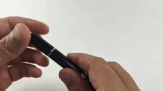 間諜專用！這筆寫出的字只要加熱就會(huì)消失
