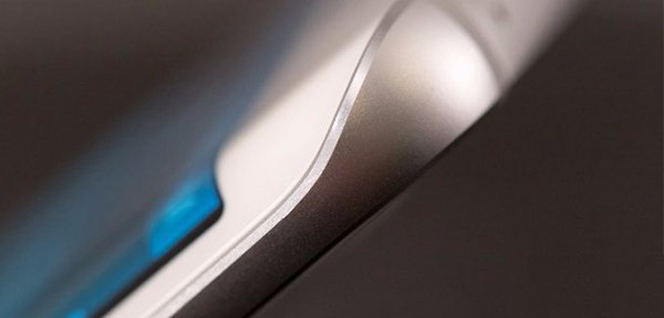 iPhone8屏幕曝光 惊艳双曲屏加持