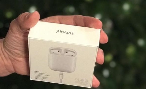 AirPods耳機開箱：蘋果新的未來！
