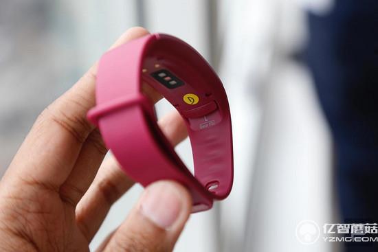 三星Gear fit2智能手環(huán)實(shí)物解禁+官方視頻