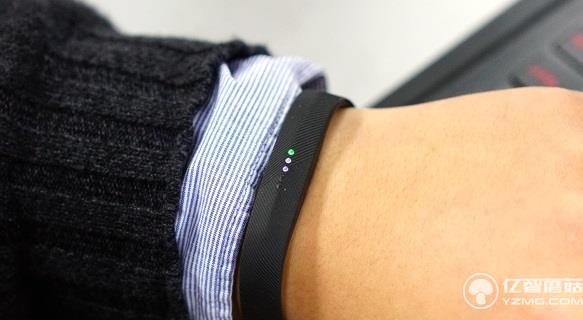 Fitbit Flex 2智能手環(huán)評(píng)測(cè)：支持游泳記錄