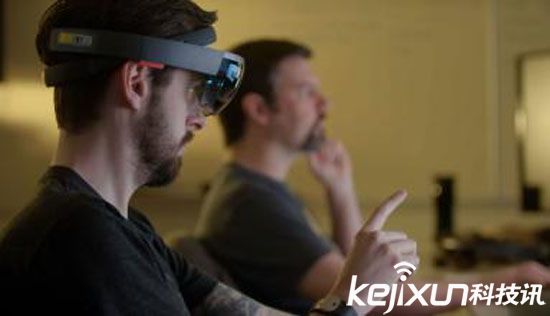 微軟新專利：HoloLens或支持VR功能
