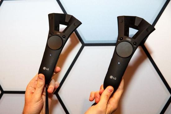 完爆HTC Vive？新款LG VR頭顯亮相MWC