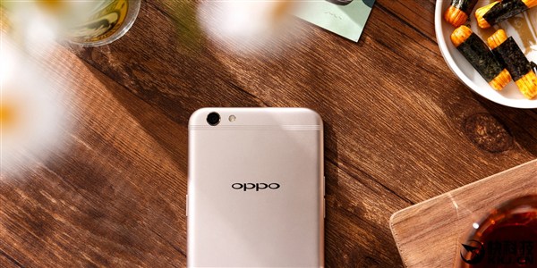 OPPO R11手機(jī)曝光 首次配備雙攝像頭