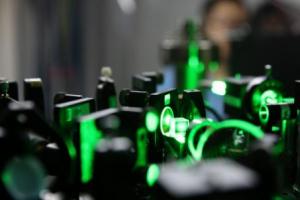 世界上第一臺(tái)光量子計(jì)算機(jī)在中國(guó)誕生 由阿里中科院研發(fā)