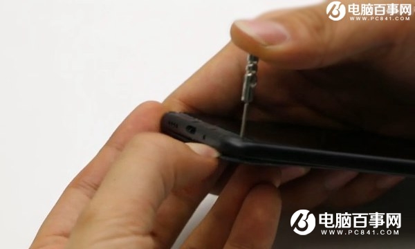 小米5C后蓋怎么打開？能換嗎？小米5c拆后蓋教程