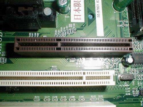 顯卡PCI/AGP/PCI-E接口啥區(qū)別？看完秒懂