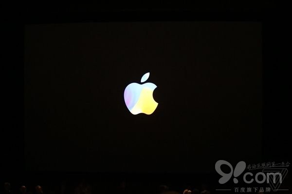 蘋果iPhone X用戶吐槽：iPhone X鍵盤難用到哭