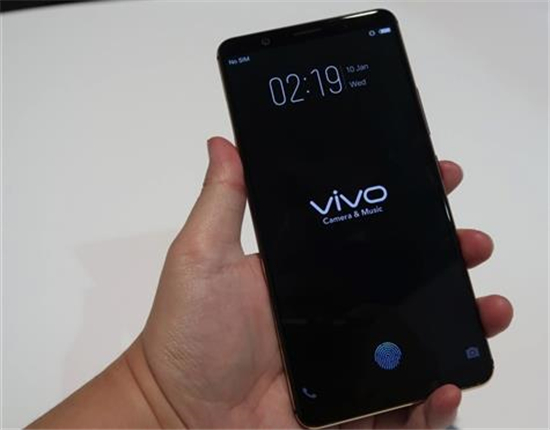 全球首發(fā)！vivo屏下指紋手機亮相CES 2018