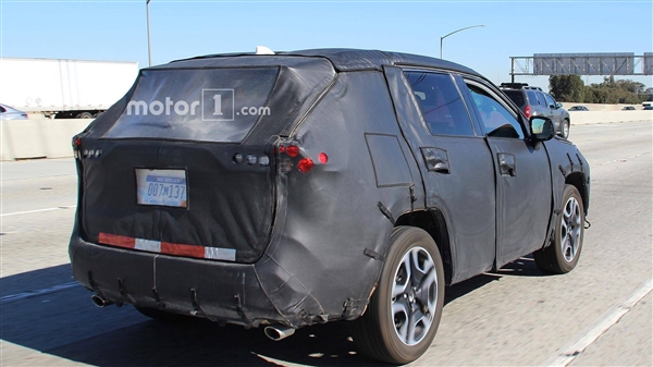 更陽剛！豐田發(fā)布新一代RAV4預(yù)告圖：2019年國(guó)產(chǎn)上市