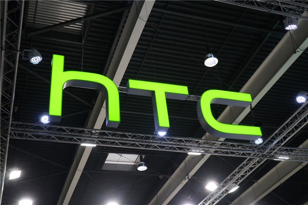 HTC全面屏新機U12+外形/配置全曝光：驍龍845+前后雙攝