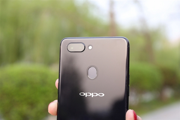 OPPO R15全面評測 最超值的異形全面屏！