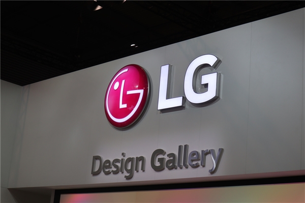 90%+占比劉海屏！LG G7官方渲染圖曝光：驍龍845水桶機(jī)
